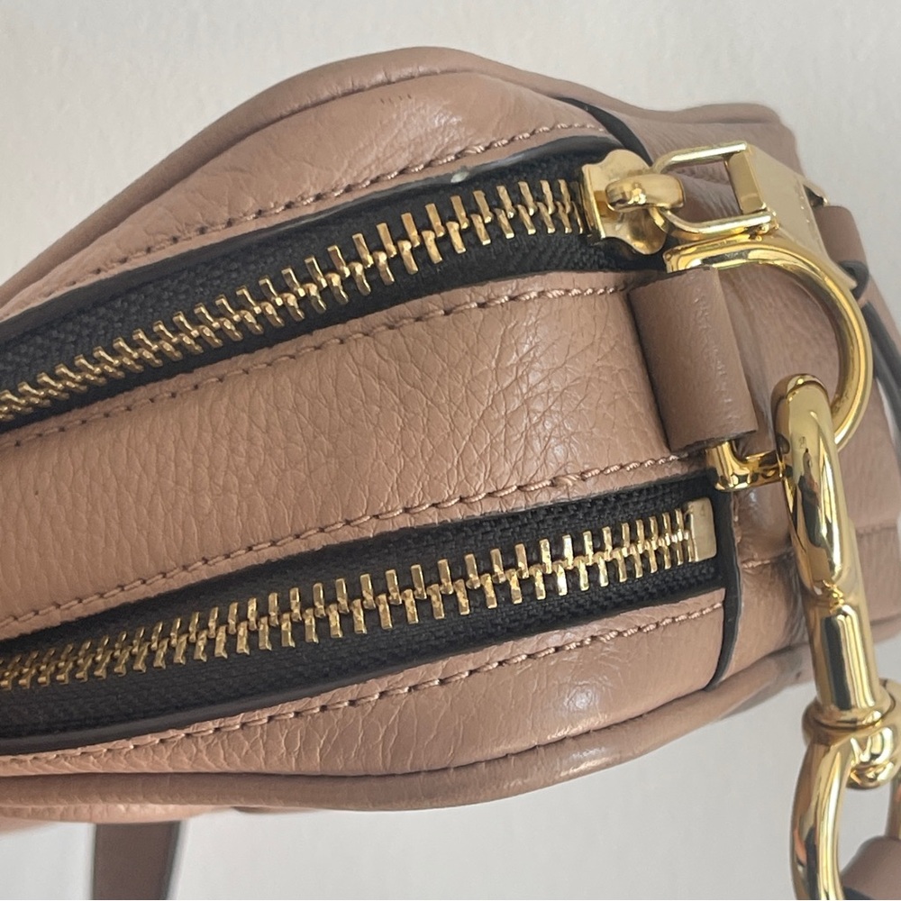 Marc Jacobs The Moto Shot DUSTY BEIGE camera bag pebbled leather crossbody purse - Picture 8 of 13